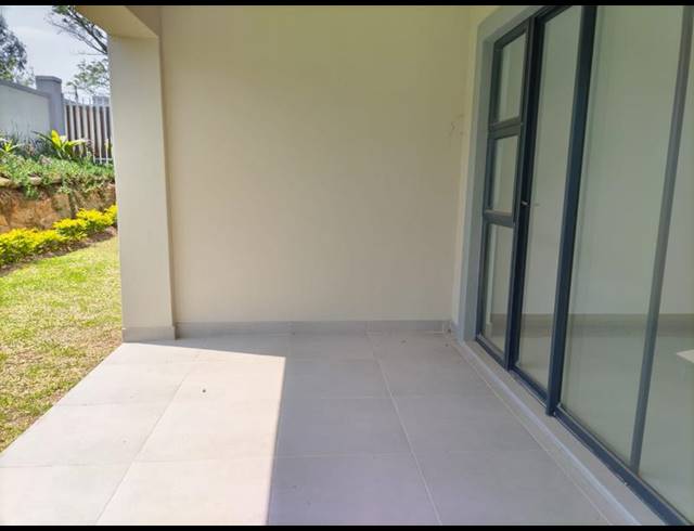 2 BEDROOM DUPLEX FOR SALE IN BERKSHIRE DOWNS